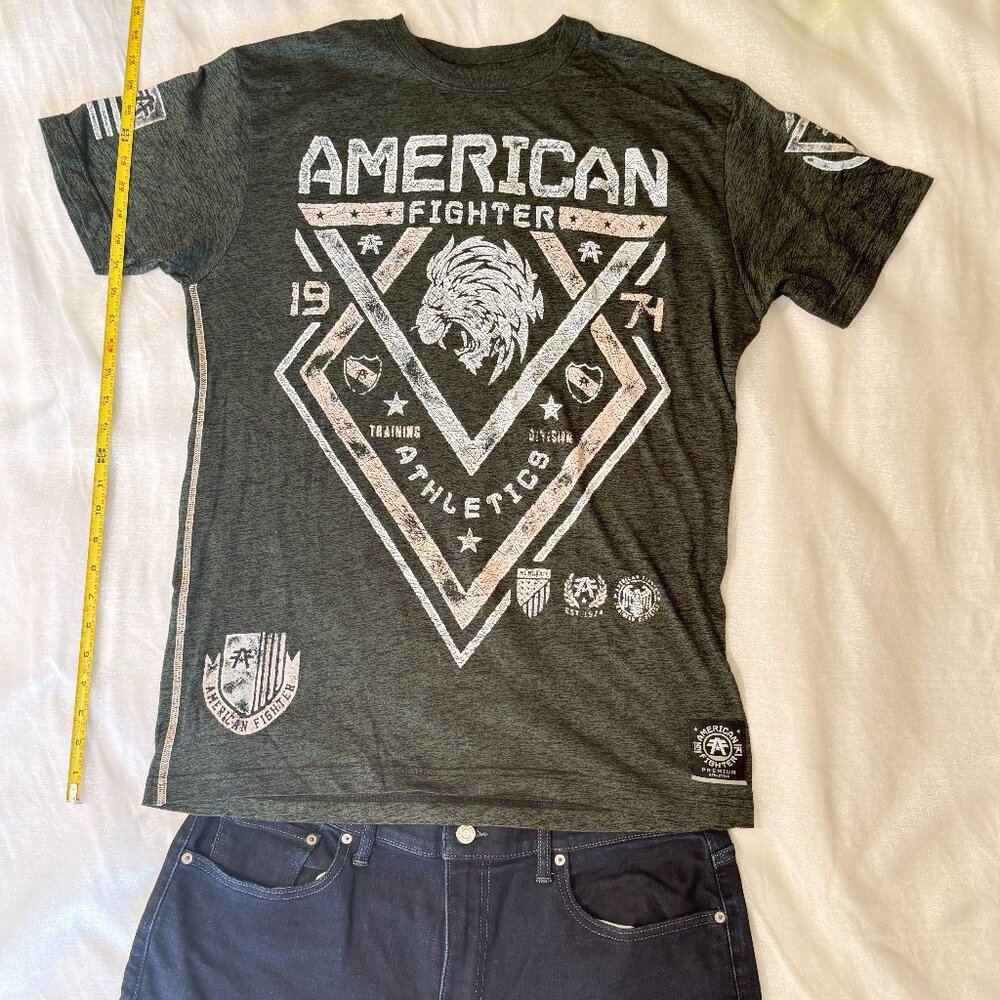 American Fighter Mens Large T-shirt Army Green Lion